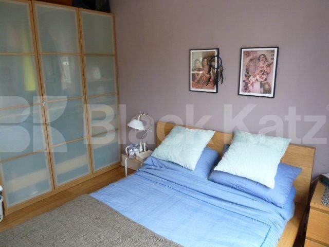 			STUNNING 2 BEDROOM PERIOD CONVERSION, 2 Bedroom, 1 bath, 1 reception Flat			 Stapleton Hall Road, FINSBURY PARK-STROUD GREEN